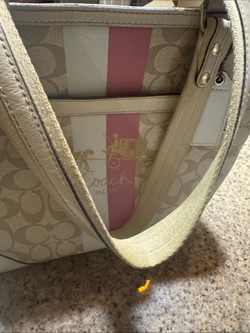 Authentic vintage Coach Beige Signature heritage Tote - Picture 3 of 14